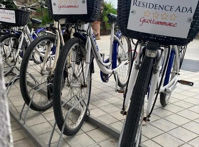 Ada 4* غْروتّامّاري