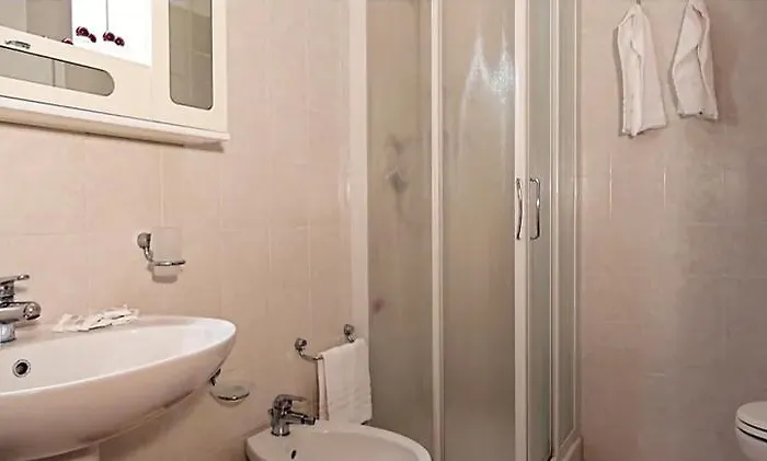 شقة فندقية Ada 4*